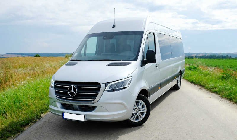 Аренда микроавтобуса с водителем